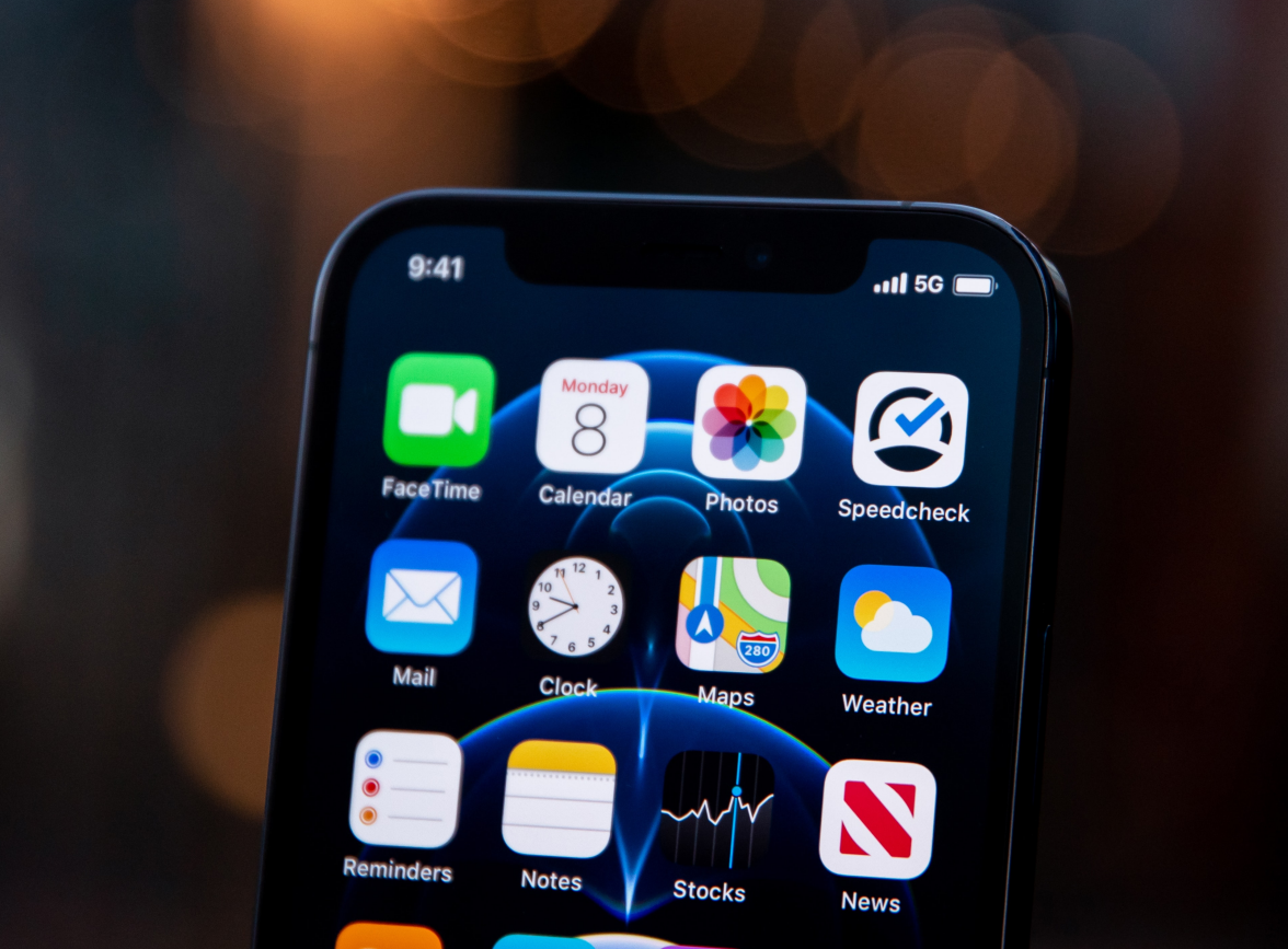 尖草坪苹果手机维修分享为什么 iPhone 12 在冬季会自动关机 